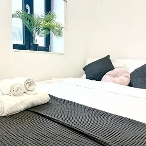Apollo 1 Apartament